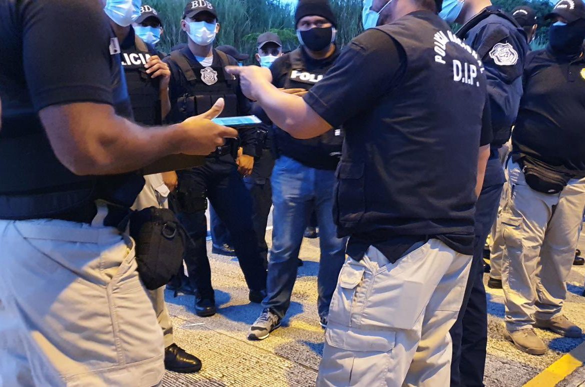 Más de 190 policías participan este jueves de allanamientos en Panamá Oeste