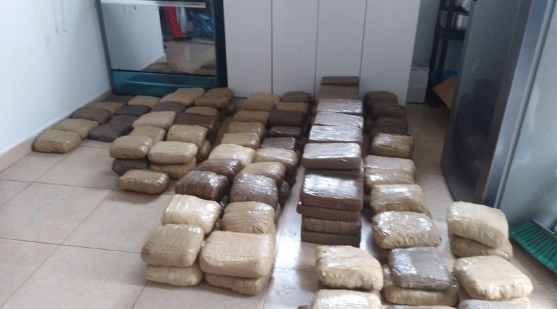 Decomisan 153 paquetes con droga en casa de exmiembro del Senan