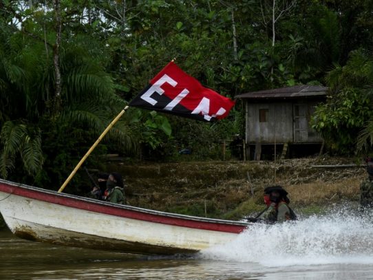 Guerrilla colombiana del ELN anuncia "disposición" para dialogar con Petro