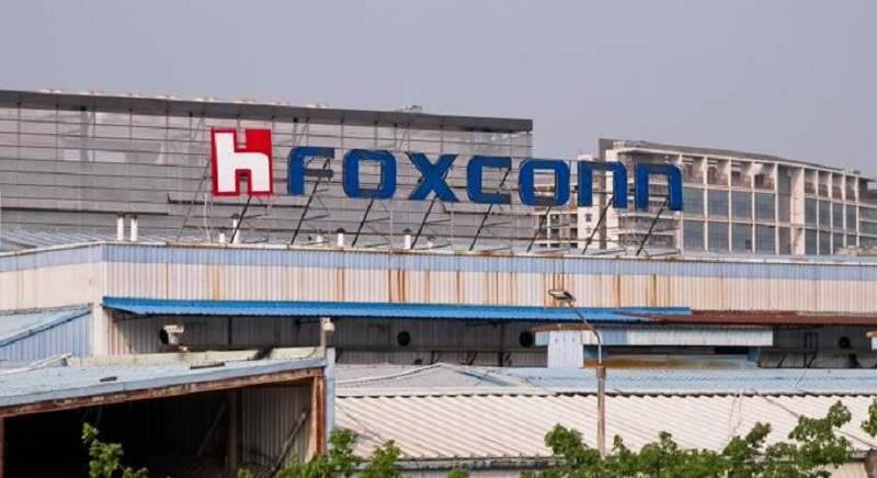 Obreros chinos serán puestos en cuarentena en una fábrica gigante de iPhones