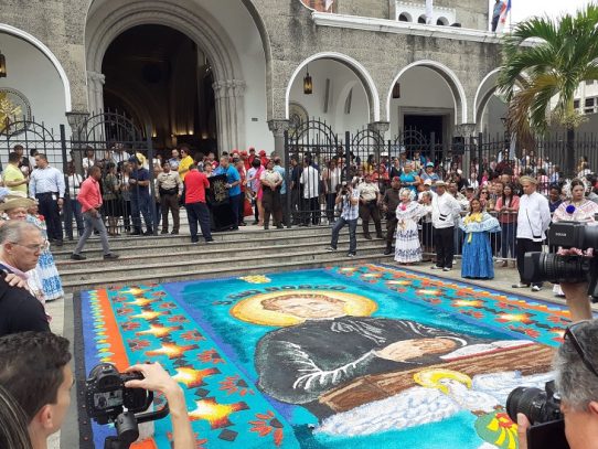 Católicos honran a San Juan Bosco en Panamá