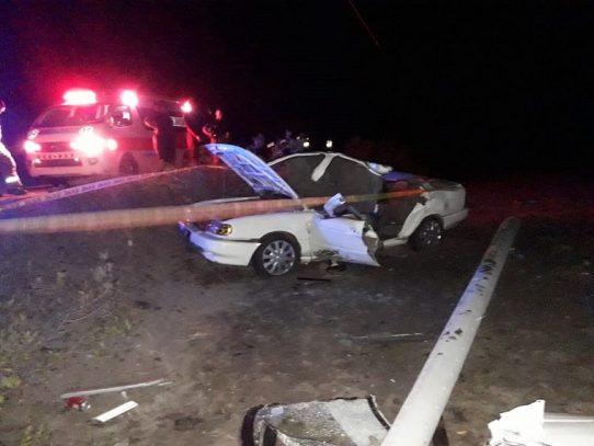 Un muerto y dos heridos en accidente vehicular en Aguadulce