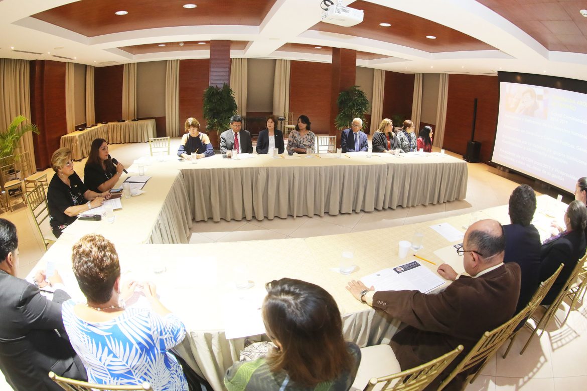 Panamá presenta la reelección de Esmeralda de Troitiño a la CIDH