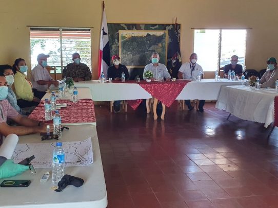 Autoridades panameñas se reúnen por remoción de hitos con Costa Rica