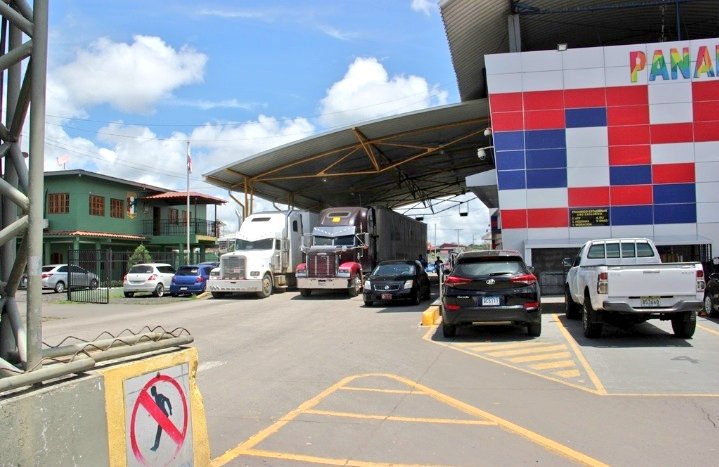 Costa Rica restringe el ingreso de transportistas de carga a su país