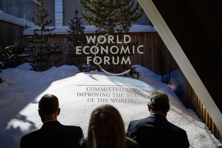 Foro Económico Mundial de Davos aplaza su cita 2021