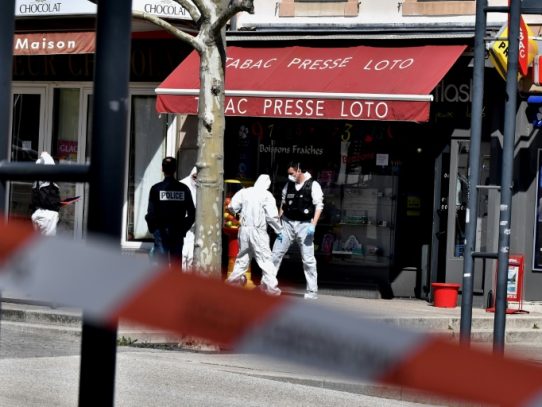 Dos muertos en un ataque con cuchillo en el sureste de Francia
