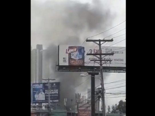 Controlan incendio en un restaurante en El Dorado