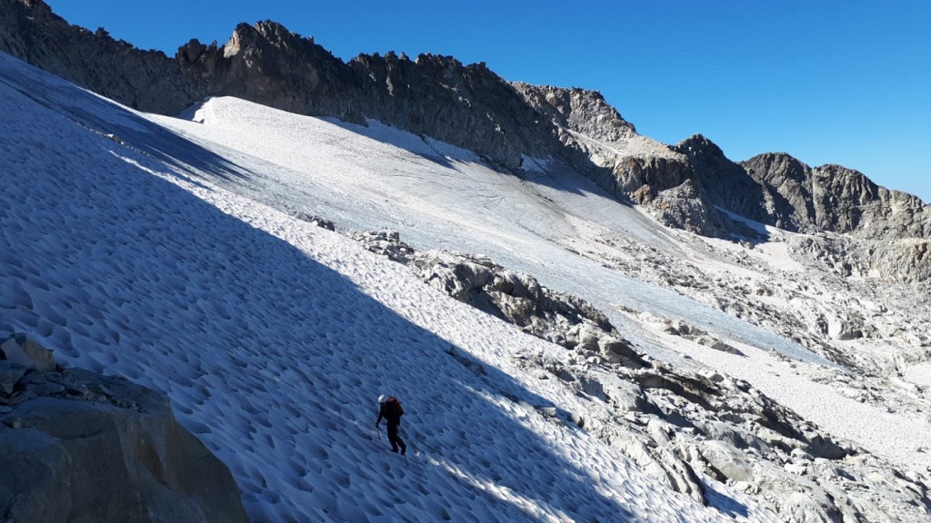 La inevitable agonía de los glaciares de los Pirineos
