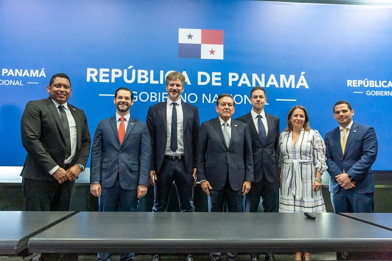 Google expandirá sus principales cables submarino hacia Panamá