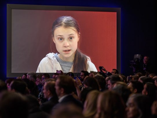 Un ministro estadounidense aconseja a Greta Thunberg que "estudie"