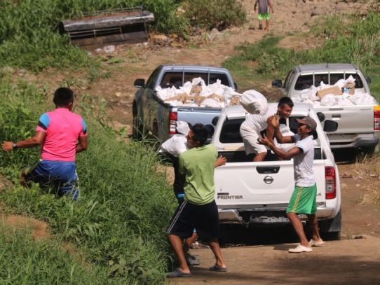 Gobierno distribuye 12 mil 800 bolsas del Plan Panamá Solidario en Guna Yala