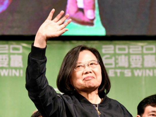 Presidenta de Taiwán, crítica con Pekín, logra amplia victoria en elecciones