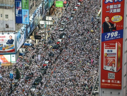 Gran manifestación en Hong Kong cuando se cumplen seis meses de protestas