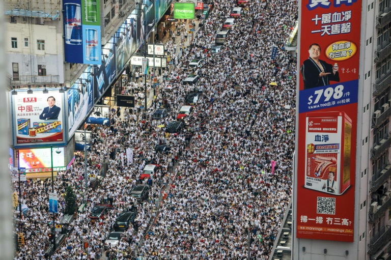 Gran manifestación en Hong Kong cuando se cumplen seis meses de protestas