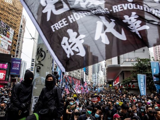 Hong Kong entra en 2020 con una masiva manifestación prodemocracia