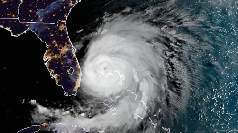 Dorian se acerca a sureste de EEUU tras causar devastación en las Bahamas