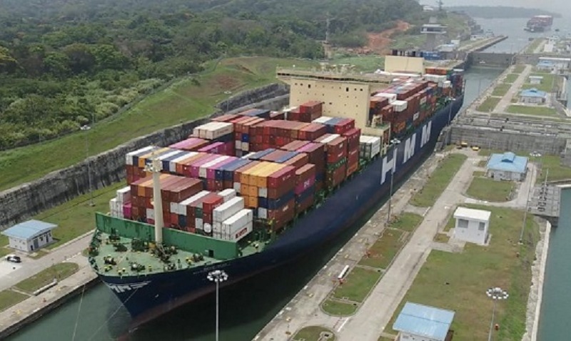 Canal de Panamá recibió tránsito inaugural del portacontenedor Hyundai Hope