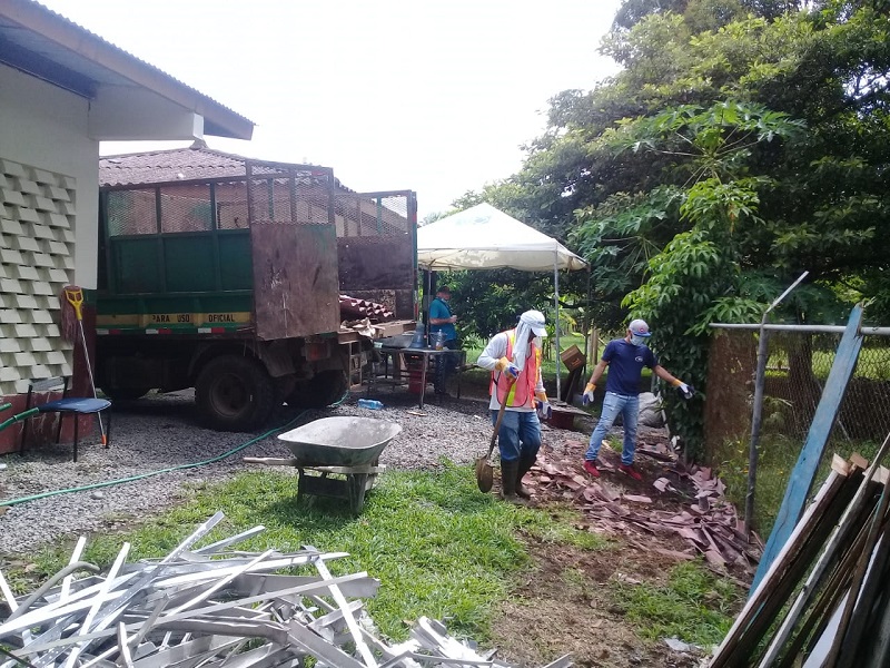 Jornada de limpieza en el IMA de San Pablo Viejo por logística de Panamá Solidario