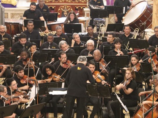 Orquesta Sinfónica de Panamá cierra temporada 2019 con gira navideña