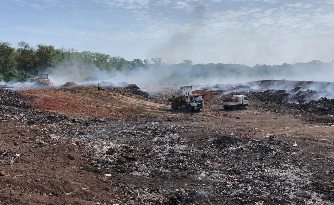 Seis adultos y un menor afectados por incendio en Chitré