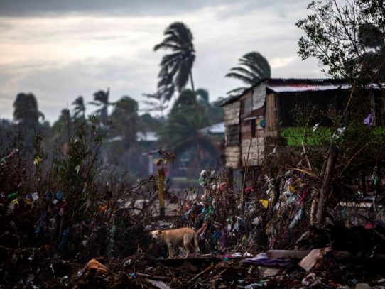 El huracán Iota sube a categoría 4 en su avance a una Centroamérica devastada por Eta