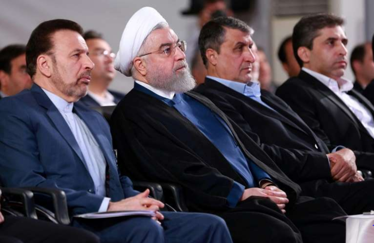 Irán exhorta a EEUU a "dar el primer paso" levantando las sanciones