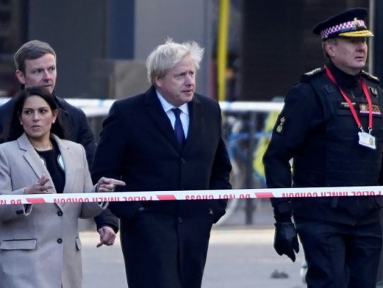 Johnson promete revisar el sistema judicial tras el atentado en Londres