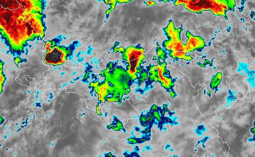 Emiten aviso de fuertes lluvias en el sector occidental del país