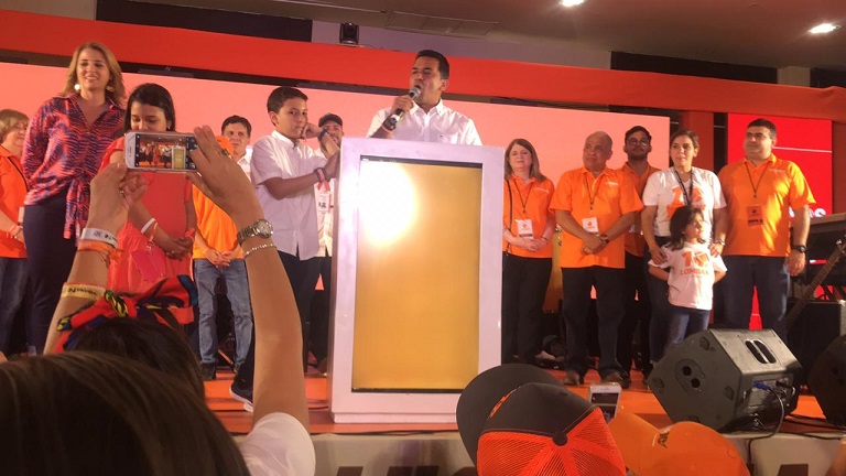 Ricardo Lombana anuncia su candidatura hacia el 2024