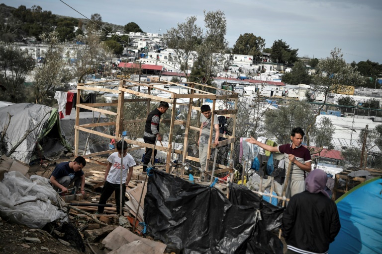Contexto político y crisis económica alimentan rechazo de griegos a migrantes