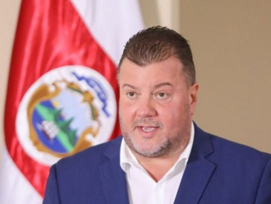 Renuncia líder de lucha contra Covid-19 en Costa Rica por incumplir normas sanitarias