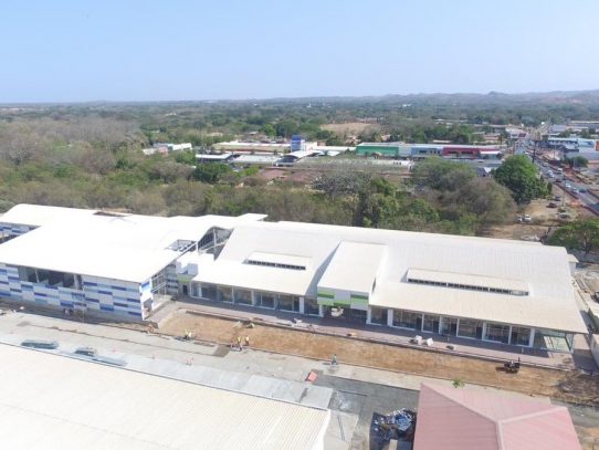 Mida: Mercado Público de Chitré tiene un 70% de avance en su construcción