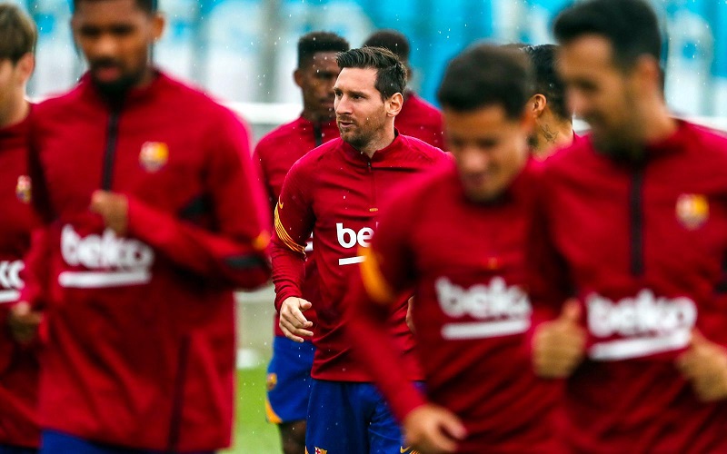 Messi ya entrena con el resto del equipo