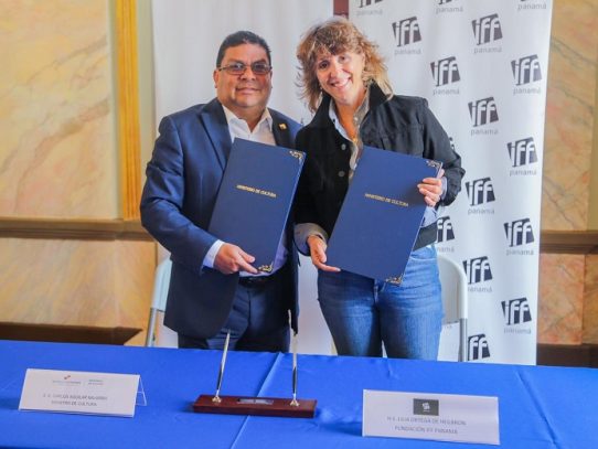 MiCultura firma convenio con la Fundación IFF Panamá