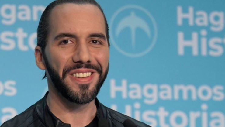 Nayib Bukele jura como presidente de El Salvador