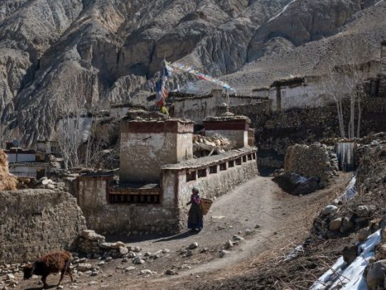 A medida que aumenta la temperatura en el Himalaya, los migrantes climáticos de Nepal luchan por sobrevivir