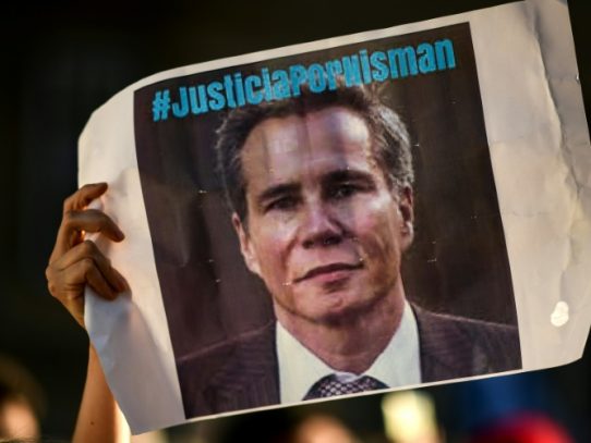 Fuerte tono opositor en acto en homenaje a fiscal Nisman en Argentina