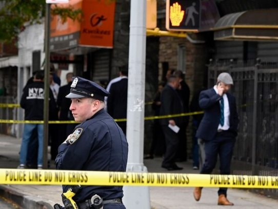 Tiroteo en Nueva York deja cuatro muertos y tres heridos