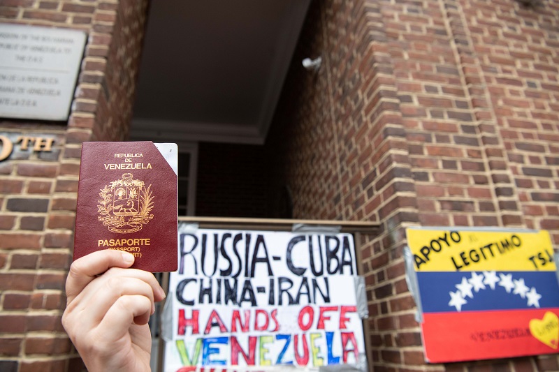 Canadá aceptará pasaportes venezolanos vencidos