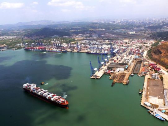 Panamá encabeza los 20 transbordos portuarios más destacados de la CEPAL