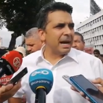 Ministerio Público admite querella de influencer contra Ricardo Lombana