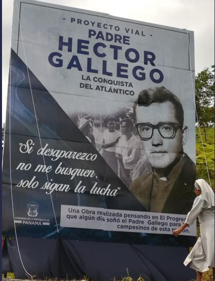 Varela devela valla de carretera padre “Héctor Gallego”