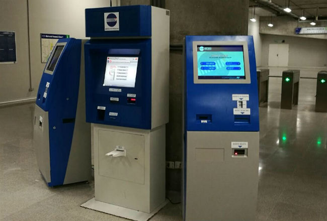 Metro solicita a Sonda instalación de máquinas que acepten monedas de un dólar