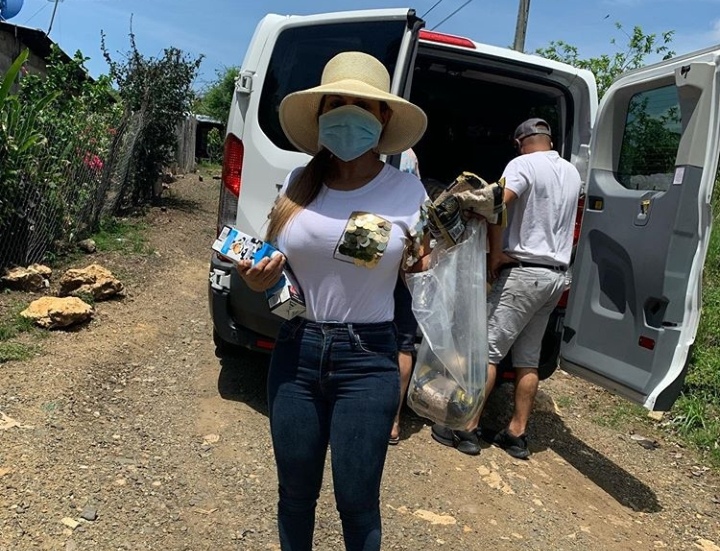 Sandra Sandoval aclara que hizo donaciones en Tonosí y que cuenta con salvoconducto