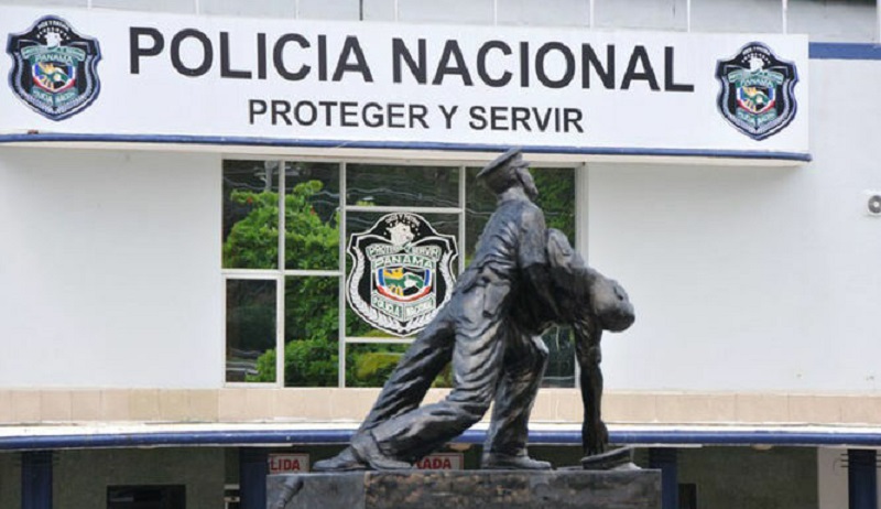 Policía: Comisionado Gómez fue destituido por desobediencia