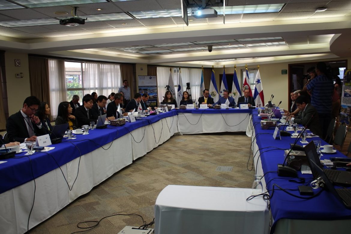 Panamá firma hoja de ruta para la formulación del Plan Maestro Regional de Movilidad y Logística 2035