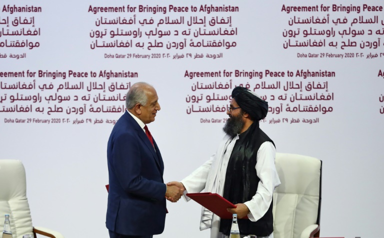 EEUU y talibanes firman acuerdo histórico para el futuro de Afganistán