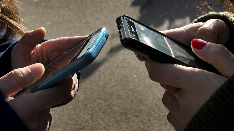 Inician en España inédito rastreo masivo de teléfonos celulares