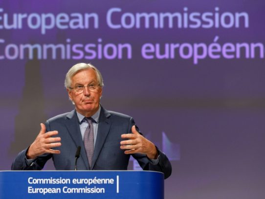 La UE acusa al Reino Unido de la falta de progresos en la negociación comercial